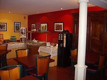 Logis Hotel-restaurant Le Chêne
