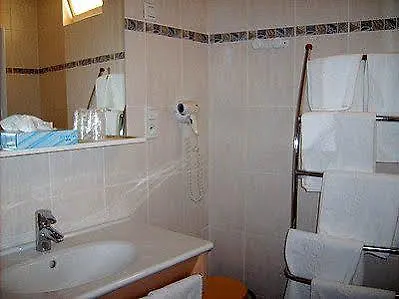 Logis Hotel-restaurant Le Chêne 3*