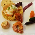 Logis Hotel-restaurant Le Chene Hotel Saint-Pourçain-sur-Sioule