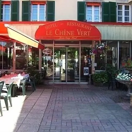 Logis Hotel-restaurant Le Chene Hotel 3*