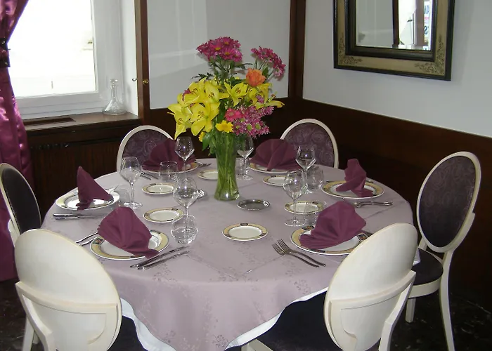 Logis Hotel-restaurant Le Chene