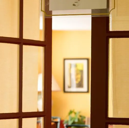 Logis Hotel-restaurant Le Chene Saint-Pourçain-sur-Sioule