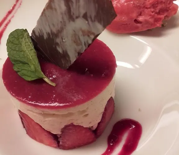 Hotel Logis Hotel-restaurant Le Chene Saint-Pourçain-sur-Sioule