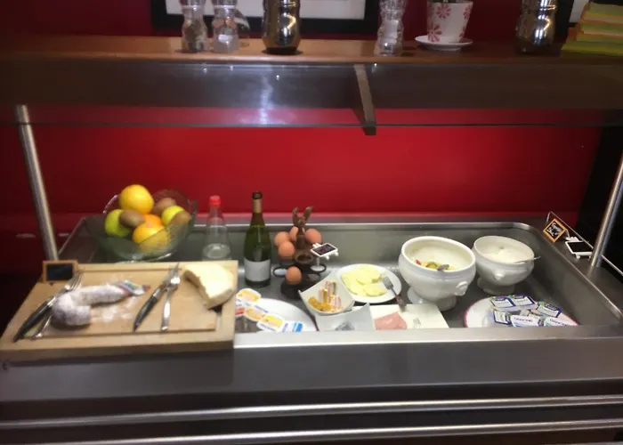 Logis Hotel-restaurant Le Chene 3*